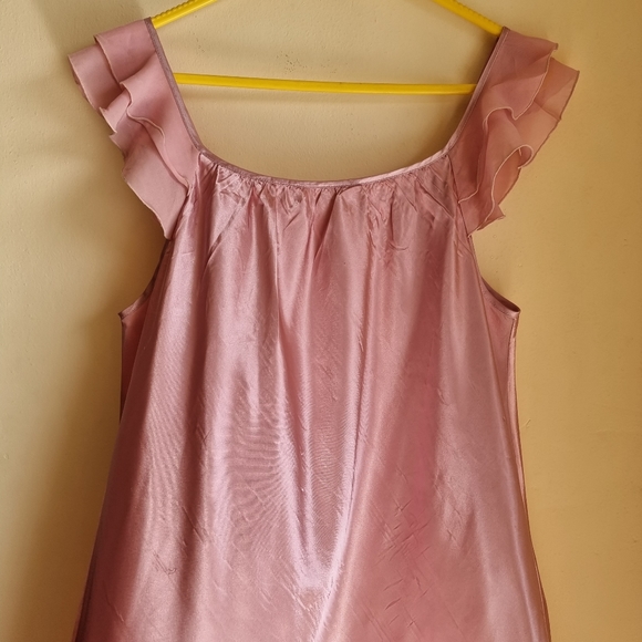 Ladies Satin nightgown ruffled sleeveless. US Medium size. - Picture 11 of 13